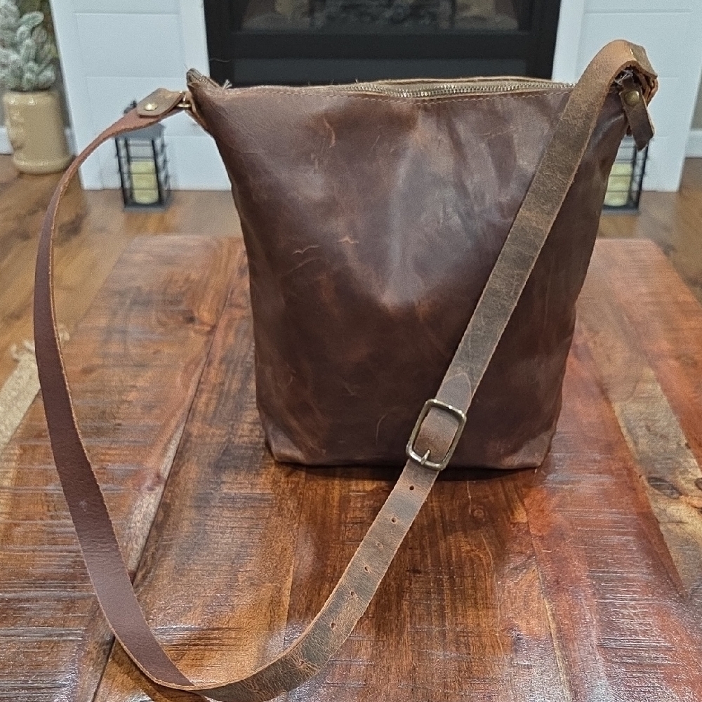 In Blue Brown Leather Crossbody Bag